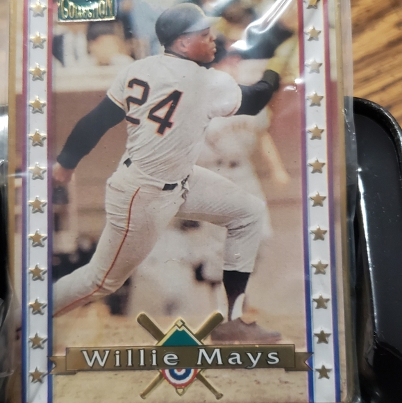 1995 Vintage ™️ Avon "Willie Mays" Collector Cards in Decorative Tin (Set of 5) - Picture 7 of 10